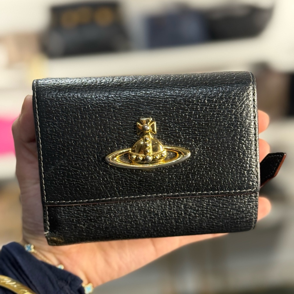 VIVIENNE WESTWOOD WALLET
